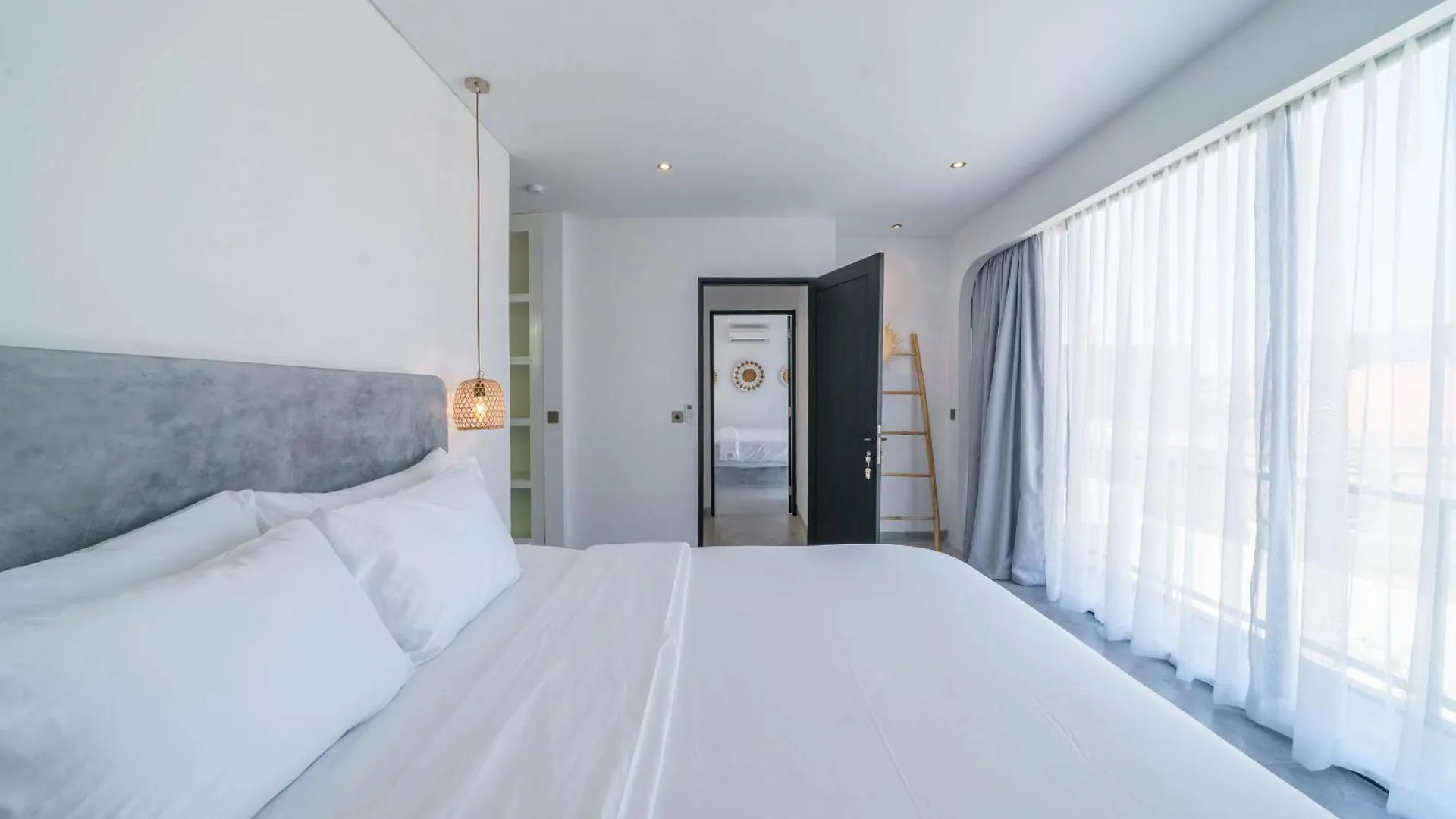 Villa Bali Townhouse 3 - Modern 2Br Villa With Pool - Perfect Location Canggu