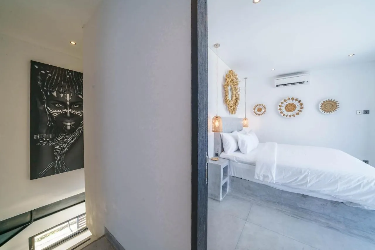 Villa Bali Townhouse 3 - Modern 2Br Villa With Pool - Perfect Location Canggu
