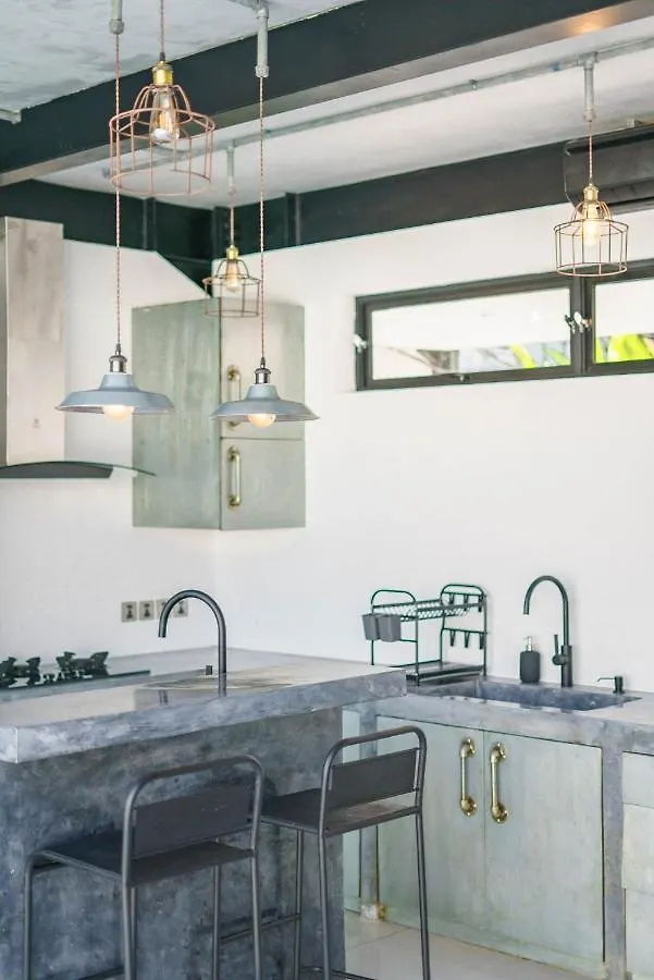 Villa Bali Townhouse 3 - Modern 2Br Villa With Pool - Perfect Location Canggu 0*,