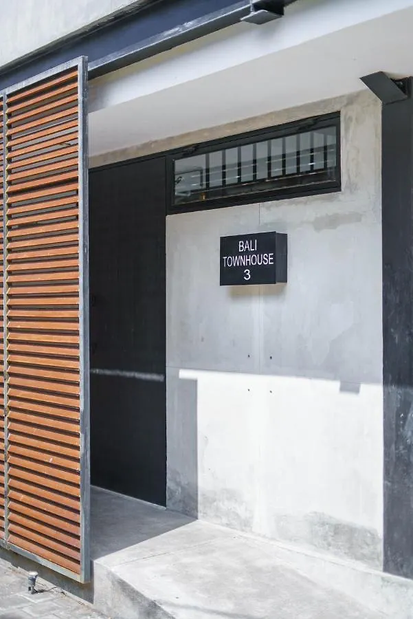 Villa Bali Townhouse 3 - Modern 2Br Villa With Pool - Perfect Location Canggu